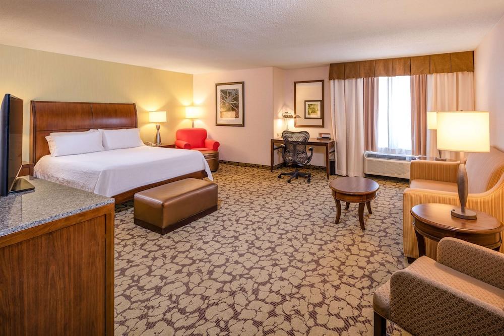 Hilton Garden Inn Portland Airport Buitenkant foto