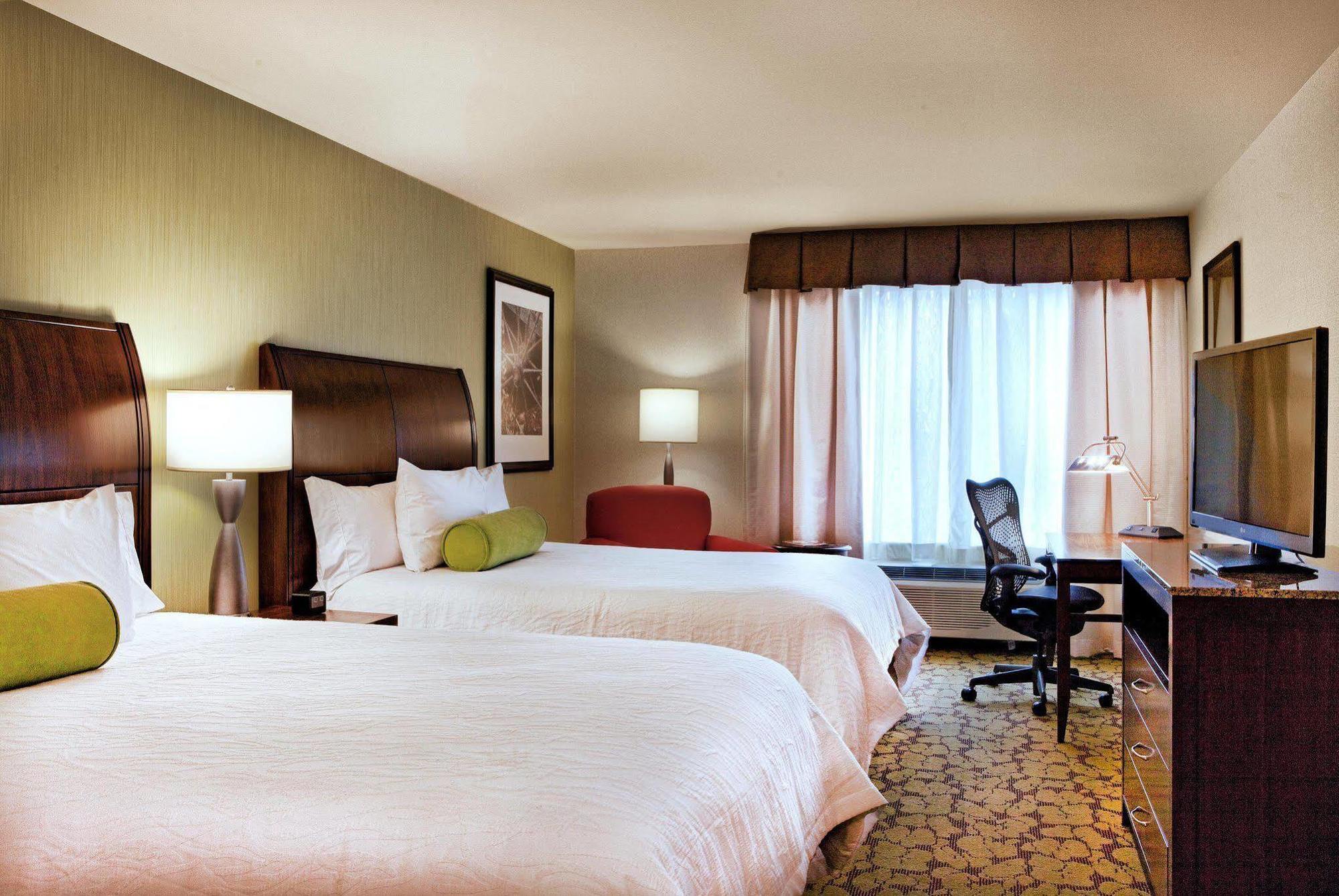 Hilton Garden Inn Portland Airport Buitenkant foto
